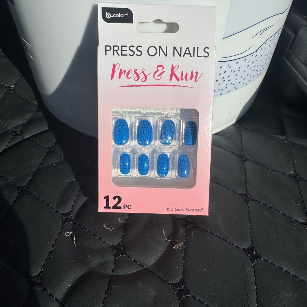 Blue Press On Nails - 12 Piece Set
